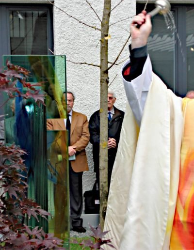 Bischof Dr. Scheuer bei der Weihe der Josef King Gedenkstele © Gert Schlegl