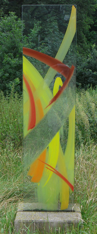 Stele 3 - Glasmalerei mit keramischen Schmelzfarben © Hilde Chistè